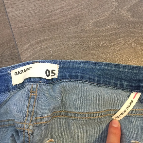 Garage high-waisted Distressed Skinny Jeans - Picture 3 of 3